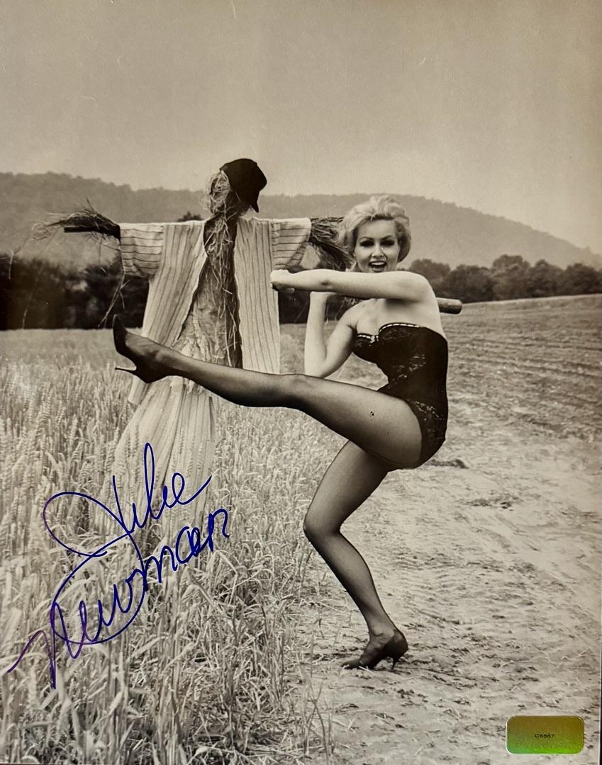Julie Newmar signed 8x10 - Celebrity Authentics COA